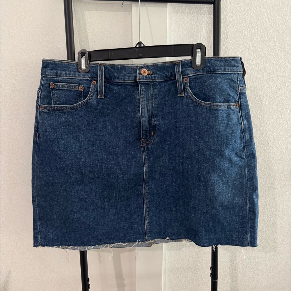J Crew Dark Denim Blue Women's Short Raw Edge Skirt